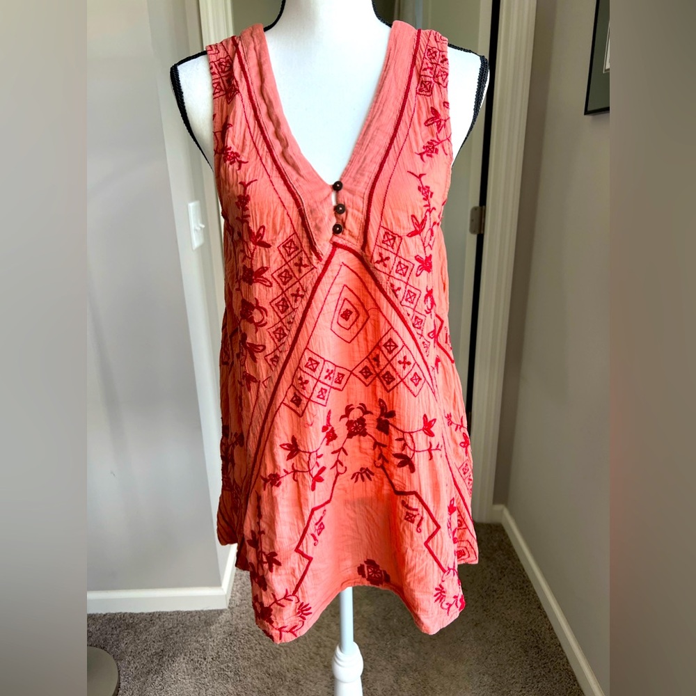 EUC Intimately FP S Cotton Embroidered Tunic Tank